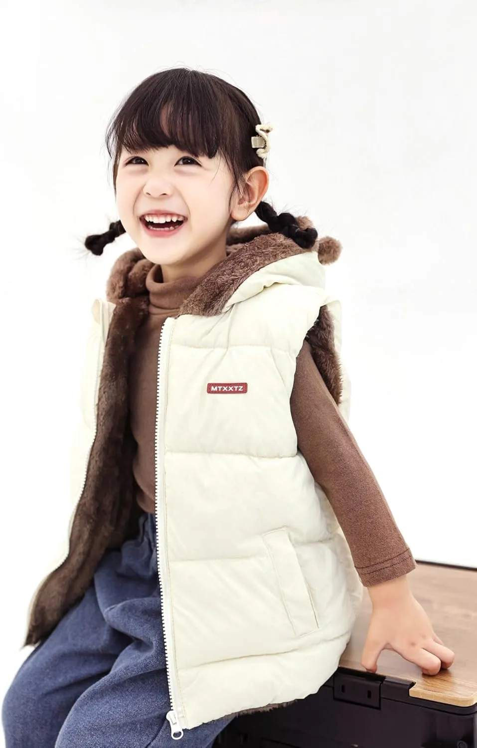 AIWUHE Toddler Boys Girls Hooded Puffer Vest Padded Warm Winter Jacket Sleeveless Bear ears Zipper Up Coat with pocket 1-7Y