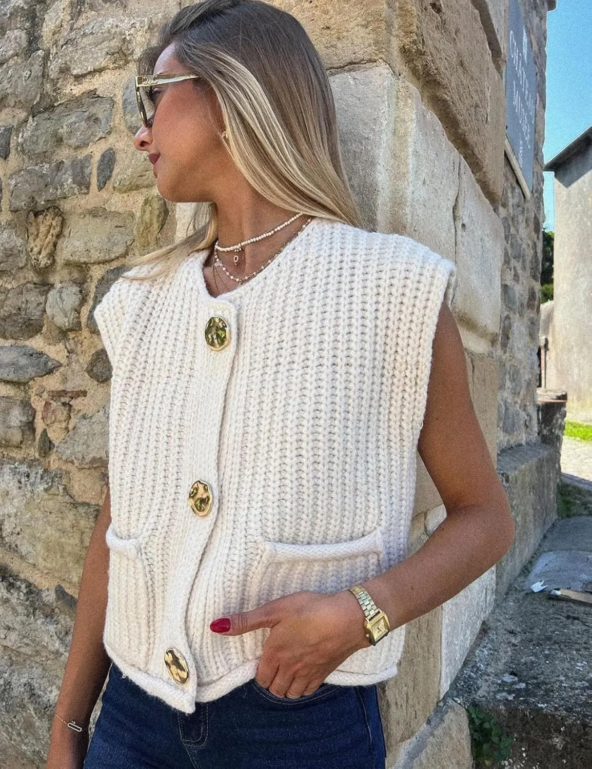 Arssm Women Button Down Sweater Vest Sleeveless Crop Knit Cardigan Cropped Knitted Sweater Vest with Pockets