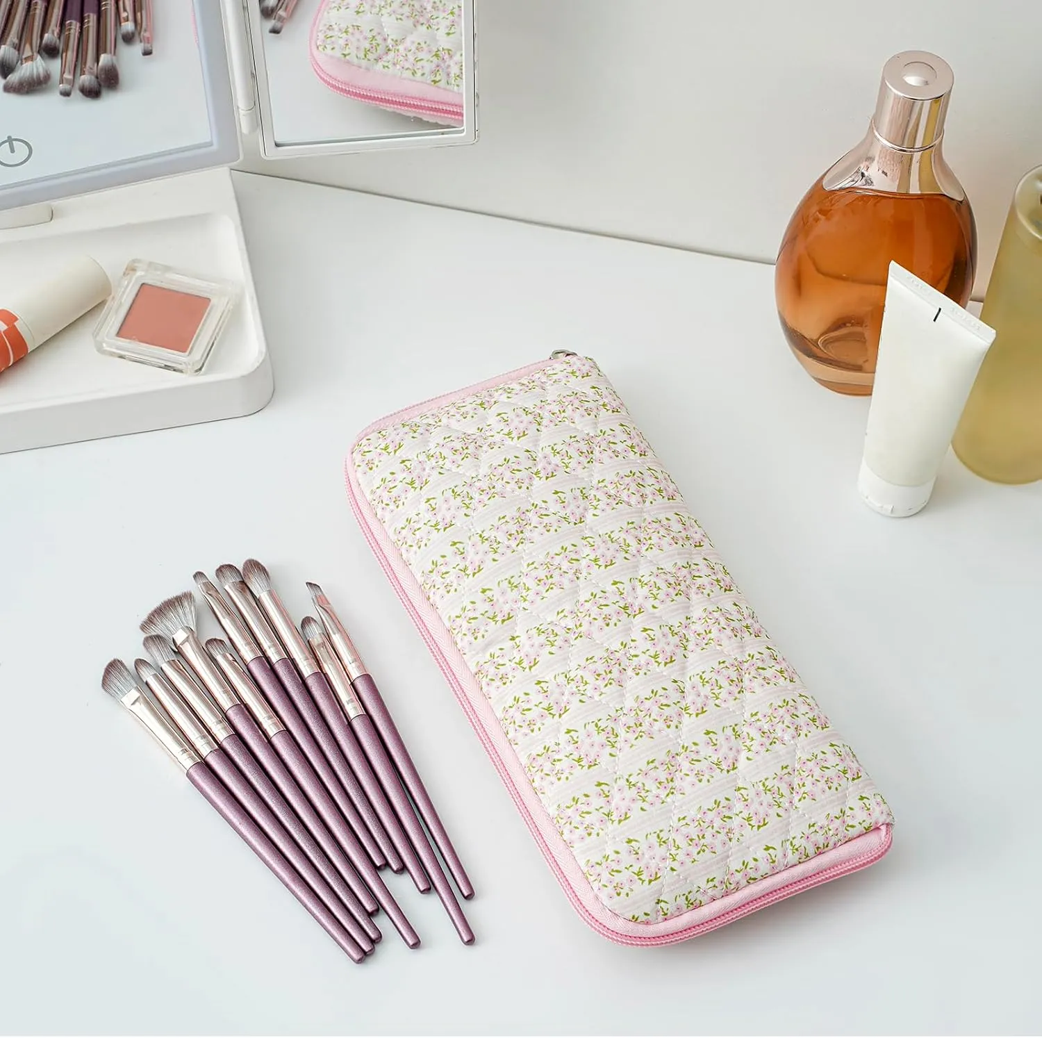 Cute Floral Bag for Makeup Brushes - Ideal for Travel & Daily Use Makeup Brushes Pouch for Women (Pink Floral)