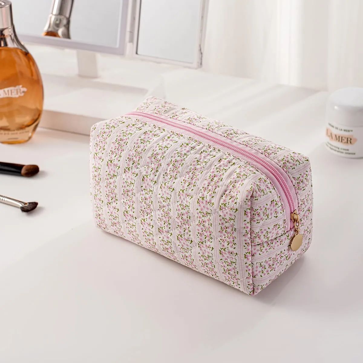 Cute Floral Makeup Bag Small Cotton Quilted Cosmetic Bag, Aesthetic Essential Bag Toiletry Period Bag for Women Travel Accessories (Pink Floral)