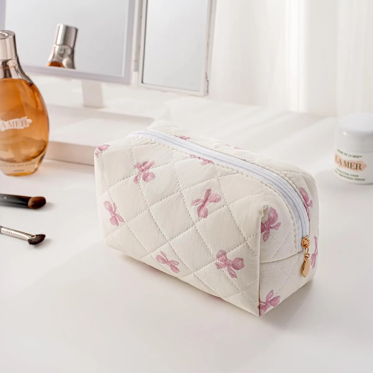 Cute Floral Makeup Bag Small Cotton Quilted Cosmetic Bag, Aesthetic Essential Bag Toiletry Period Bag for Women Travel Accessories (Pink Small Bowknot)