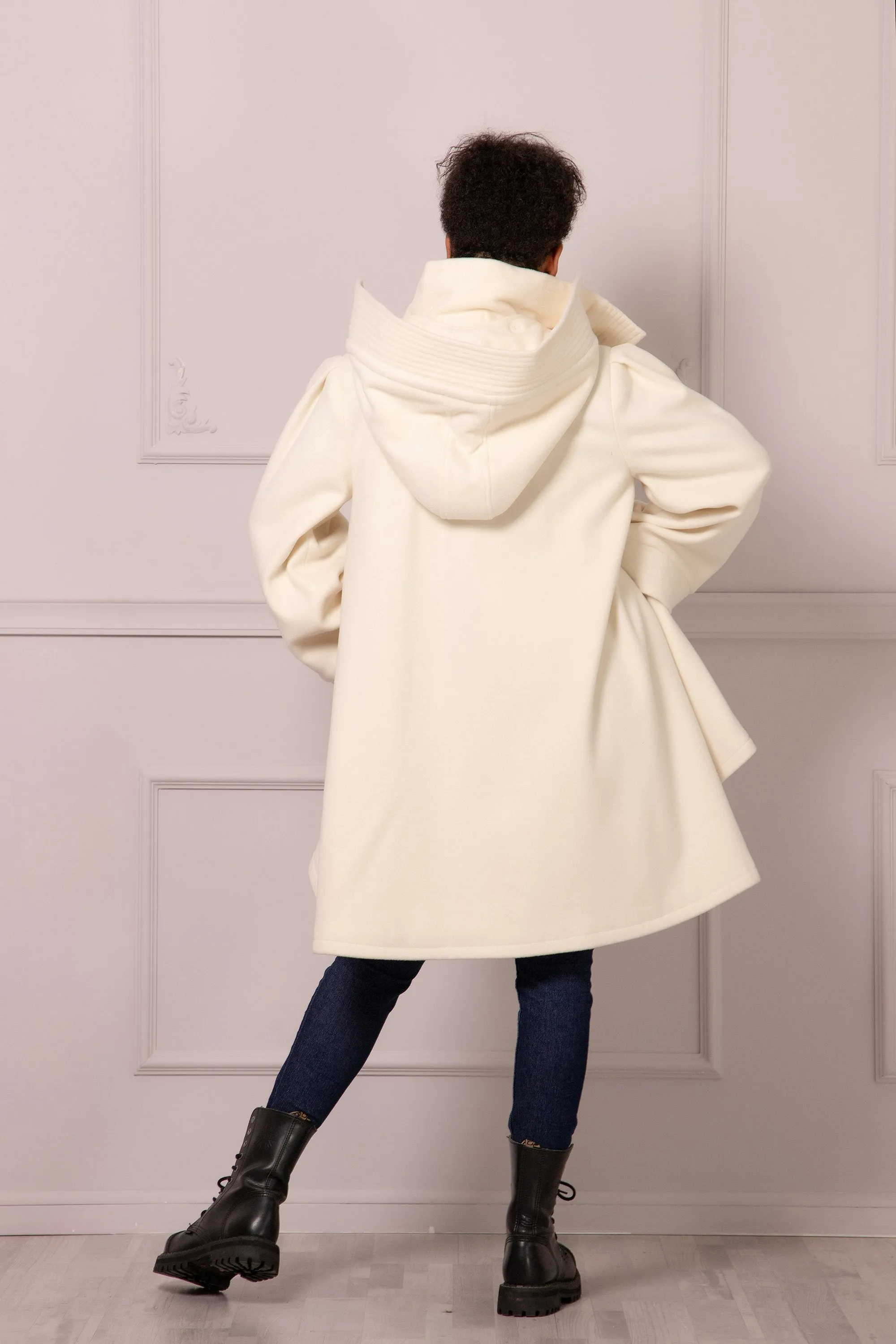 HOODED CAPE COAT