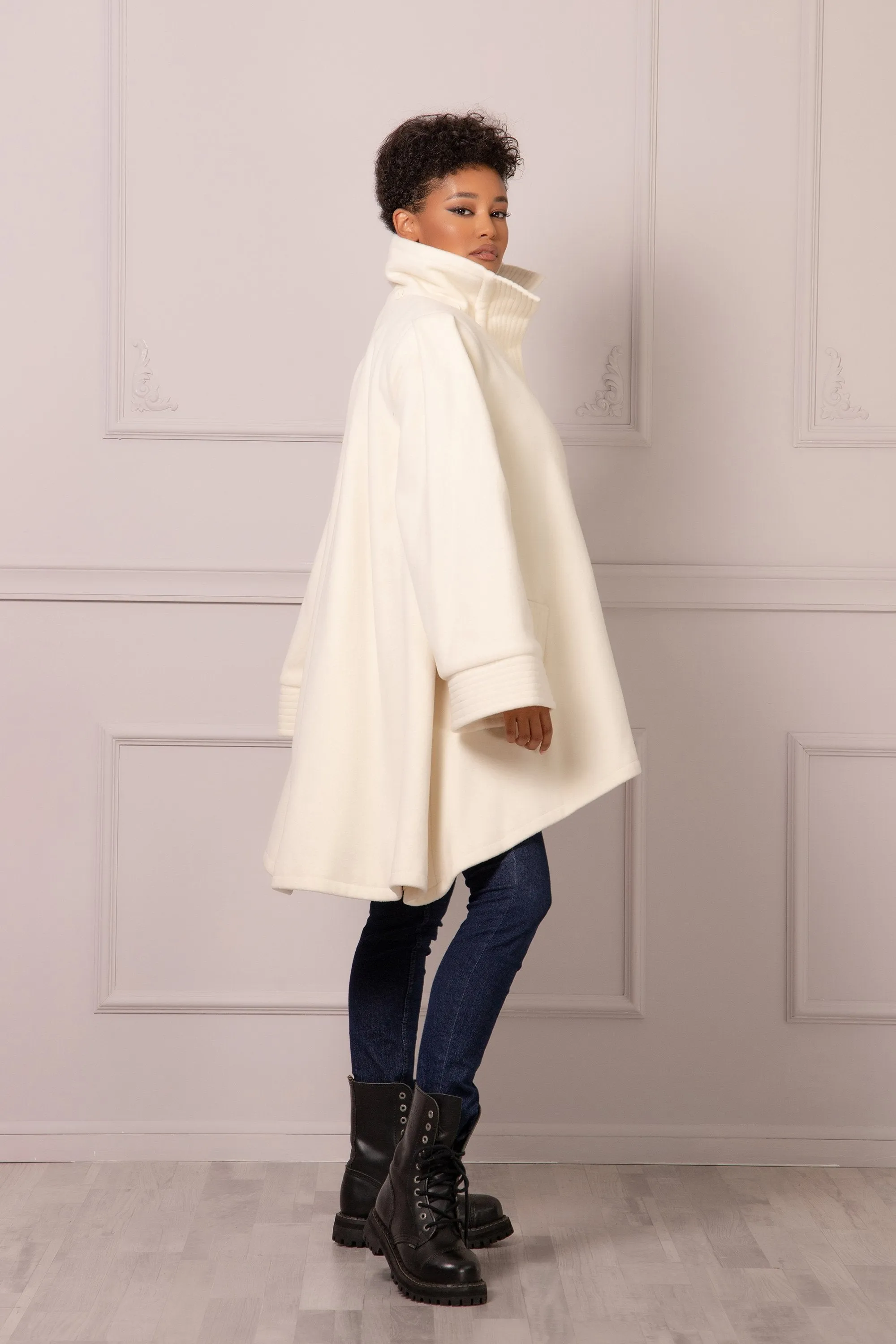 HOODED CAPE COAT