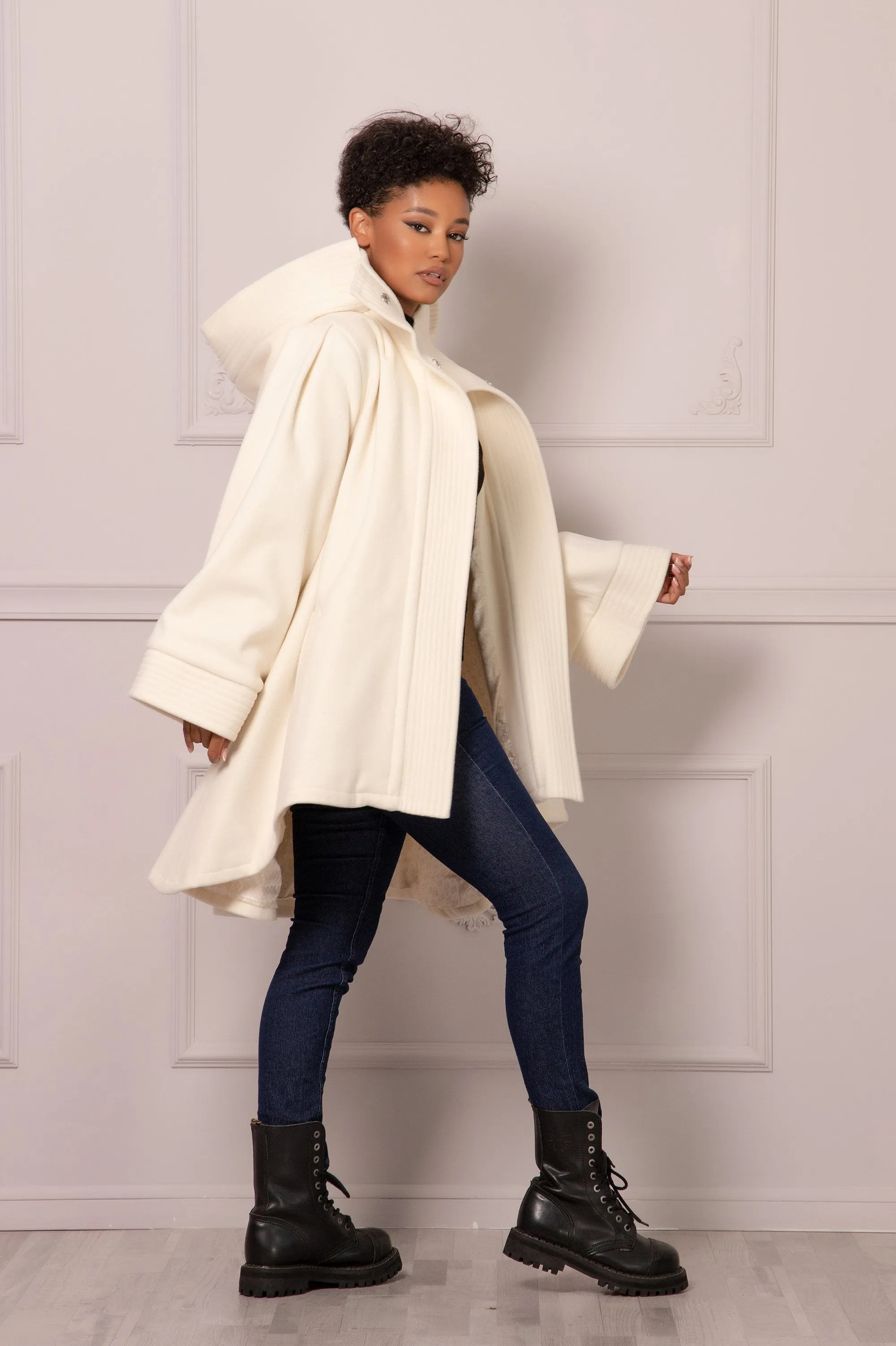 HOODED CAPE COAT