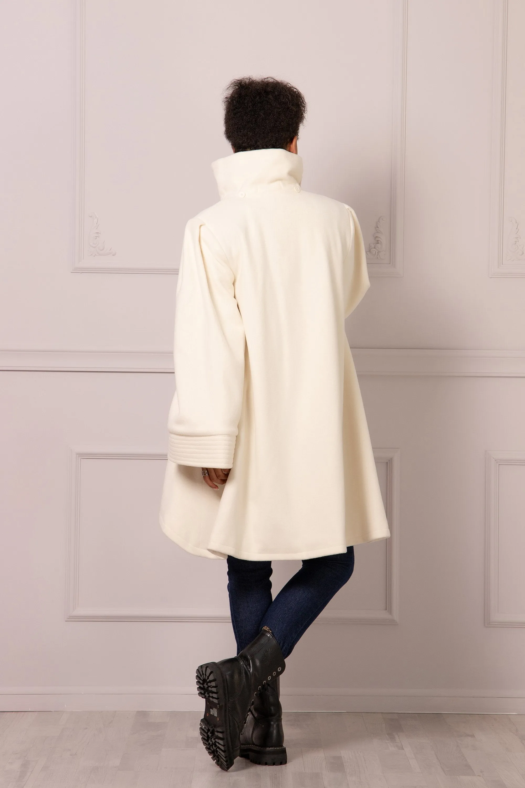 HOODED CAPE COAT