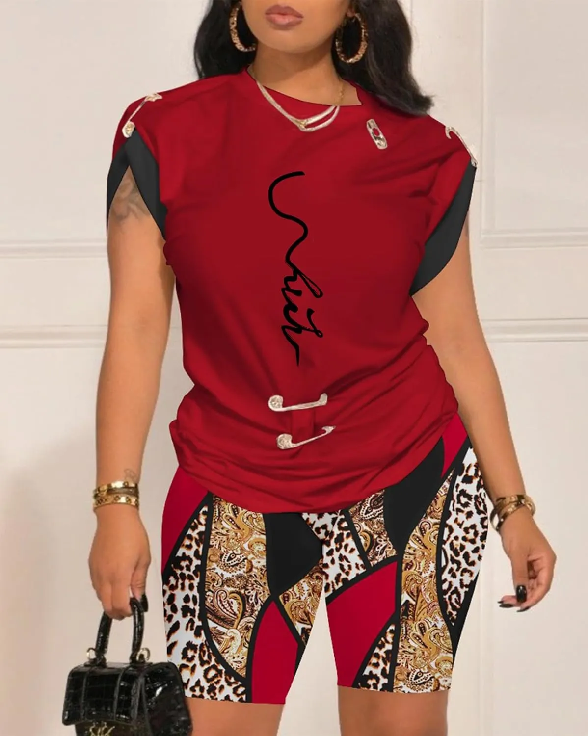 Mandonce Two Piece Outfits for Women Pins Round Neck Printed T-shirt Elastic Shorts Loose Casual Suit