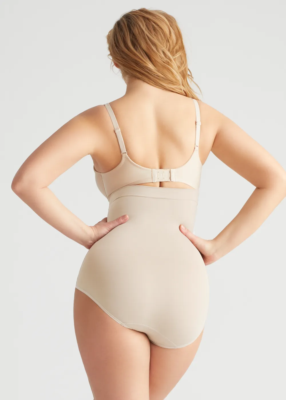 Seamless Solutions - High Waist Shaping Brief