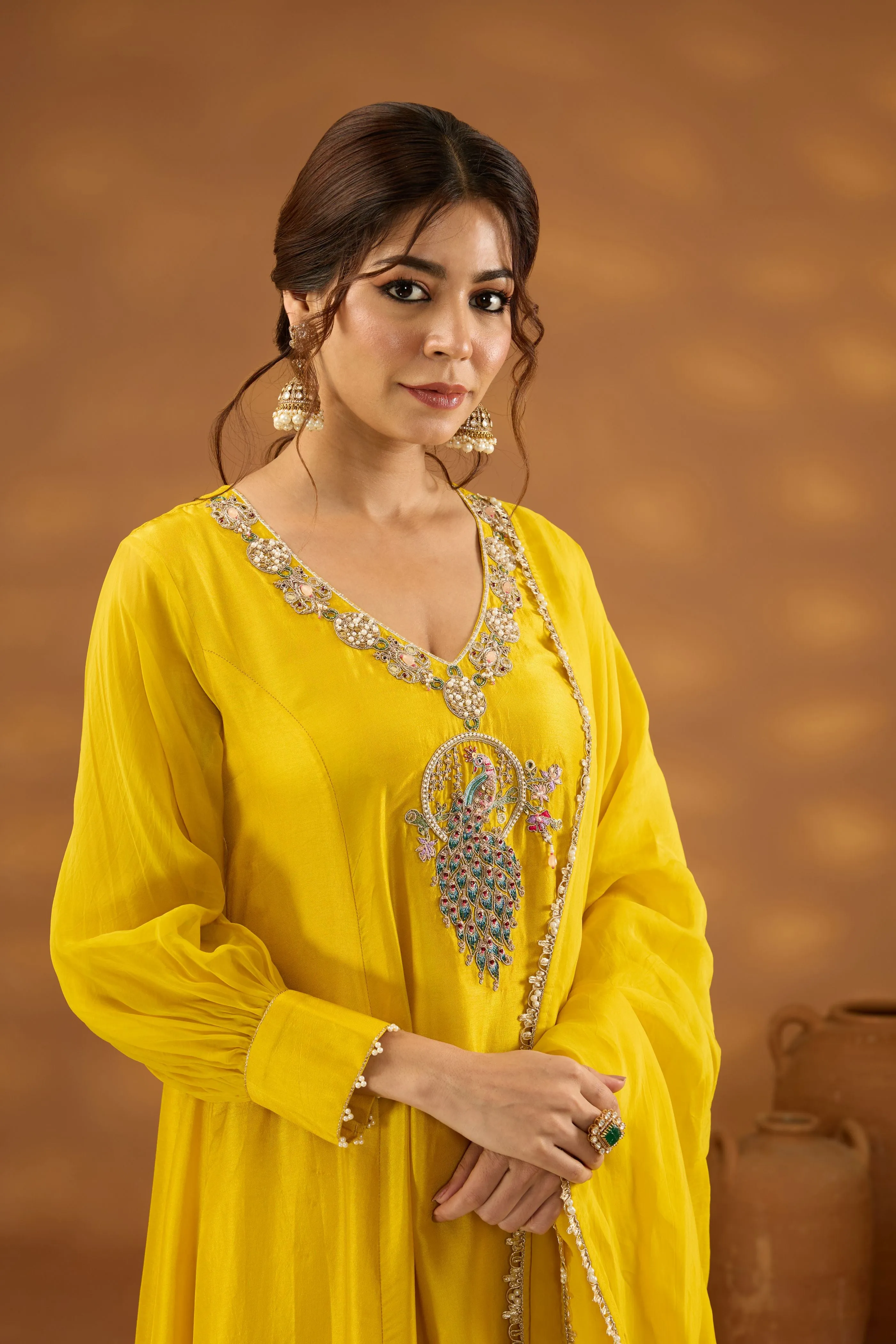 Sunehri Mayur bagh suit set