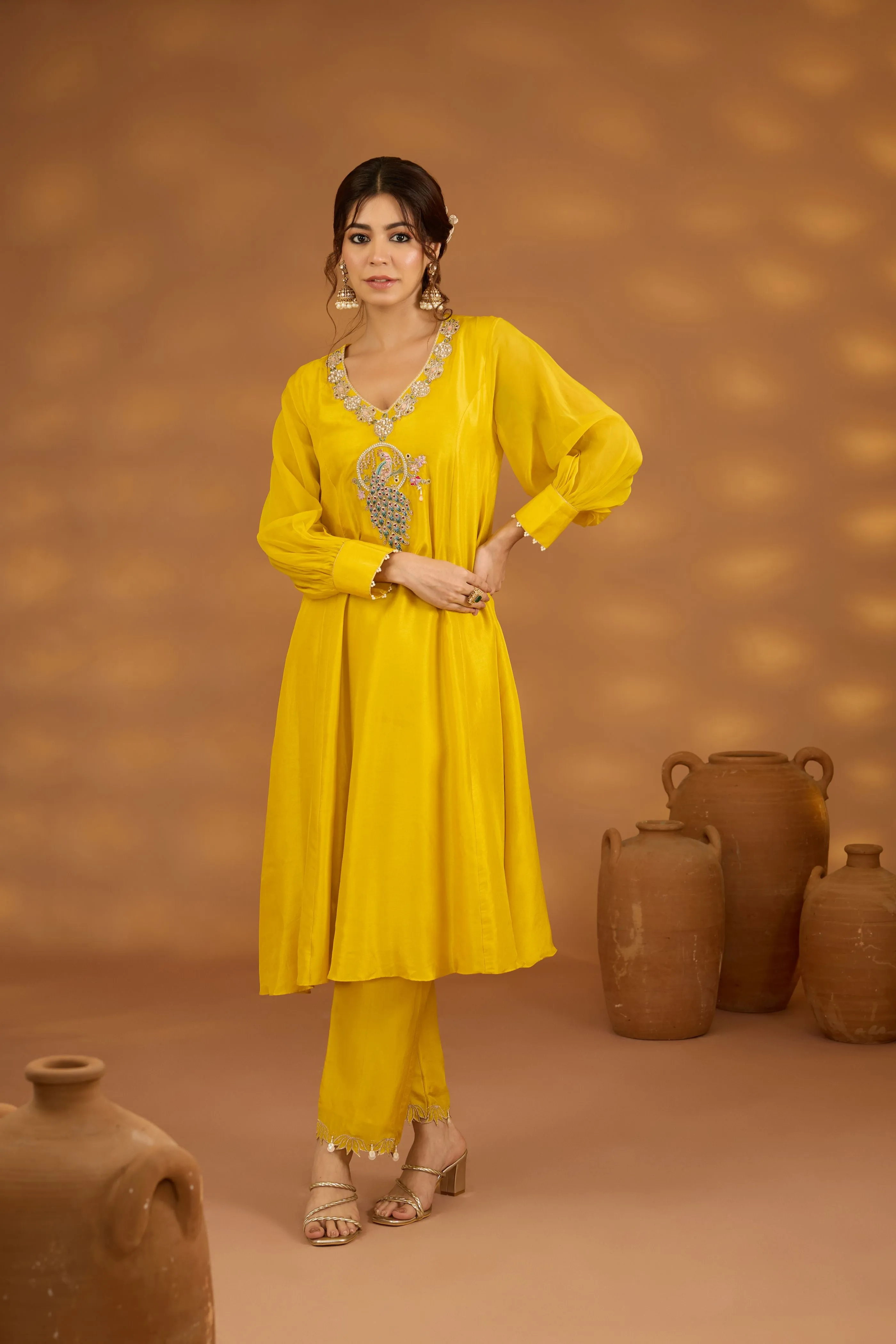 Sunehri Mayur bagh suit set