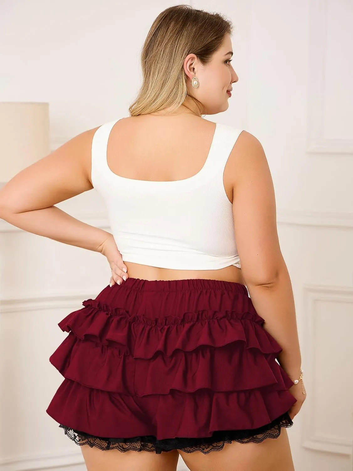 Verdusa Women's Plus Size Coquette Ruffle Shorts Bow Front Lace Trim Bloomer Shorts
