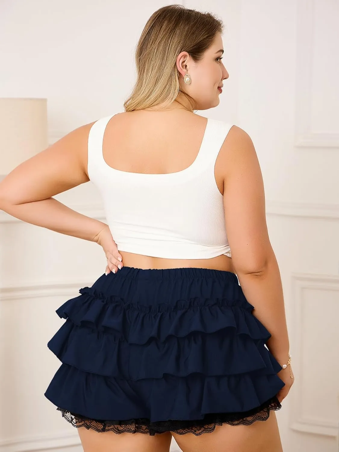 Verdusa Women's Plus Size Coquette Ruffle Shorts Bow Front Lace Trim Bloomer Shorts