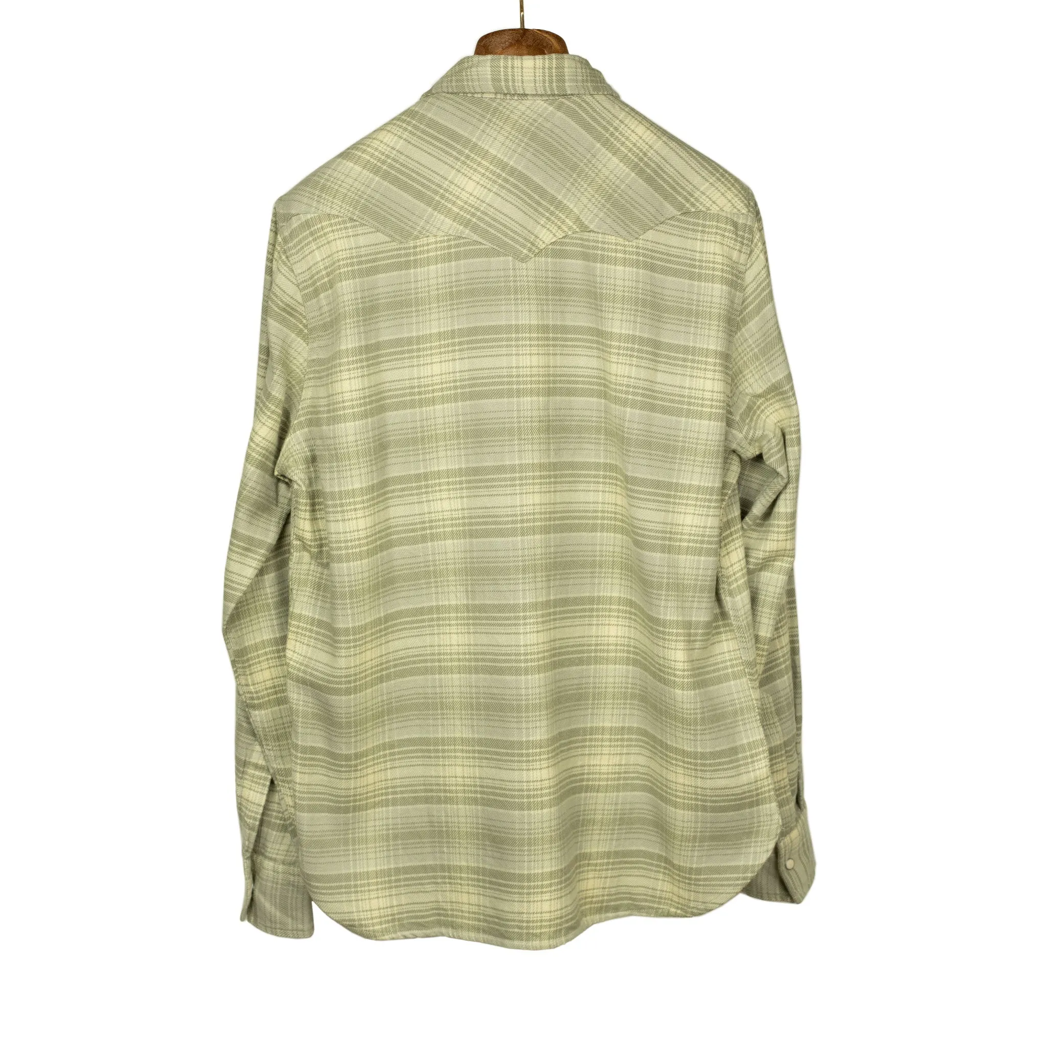 Washed flannel pearlsnap in "Warming Grey" rodeo plaid cotton
