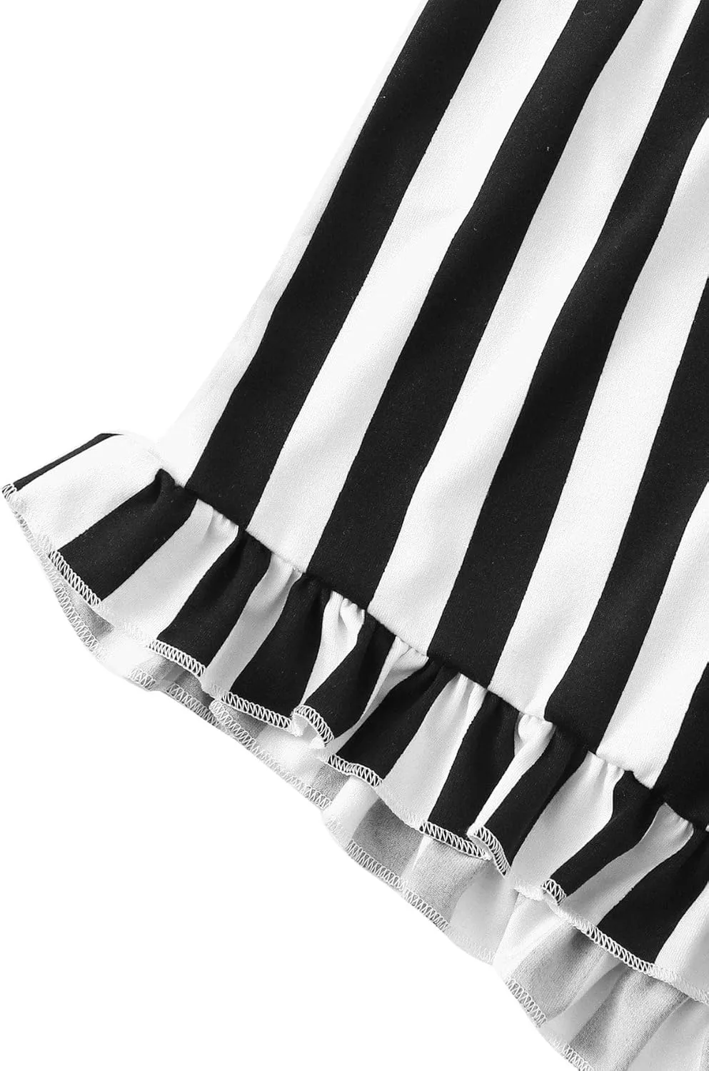 WDIRARA Women's Sleepwear Closed Eyes Print Tee and Striped Shorts Cute Pajama Set