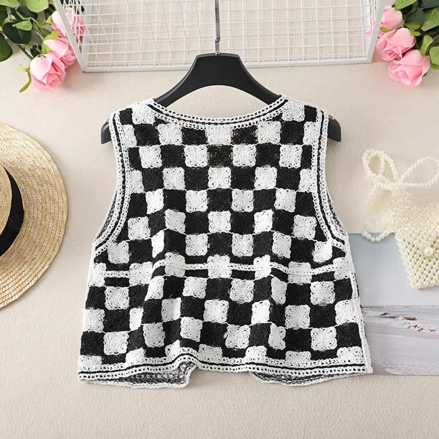 Women's Casual Sleeveless V-Neck Buttoned Knit Cardigan Short Knit Vest