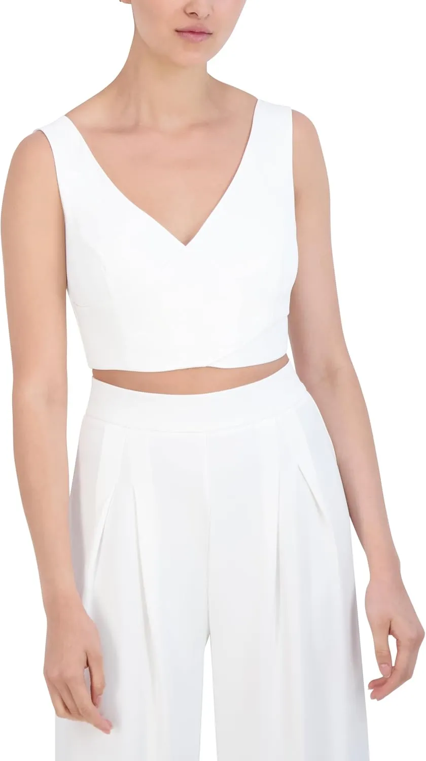 Women's Sleeveless V Neck Crossover Cropped Top